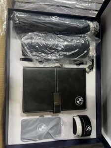 Set dhuratë me dizajn BMW, DHCBZ , e zezë - Figura 3